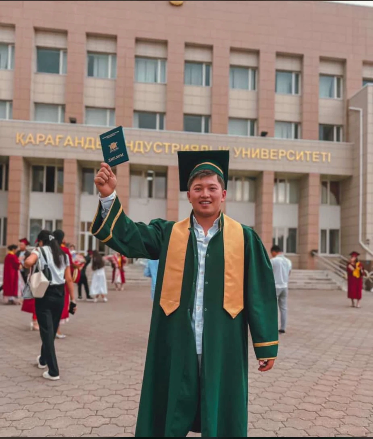 Bilim men ǵylym – el damýynyń negizi