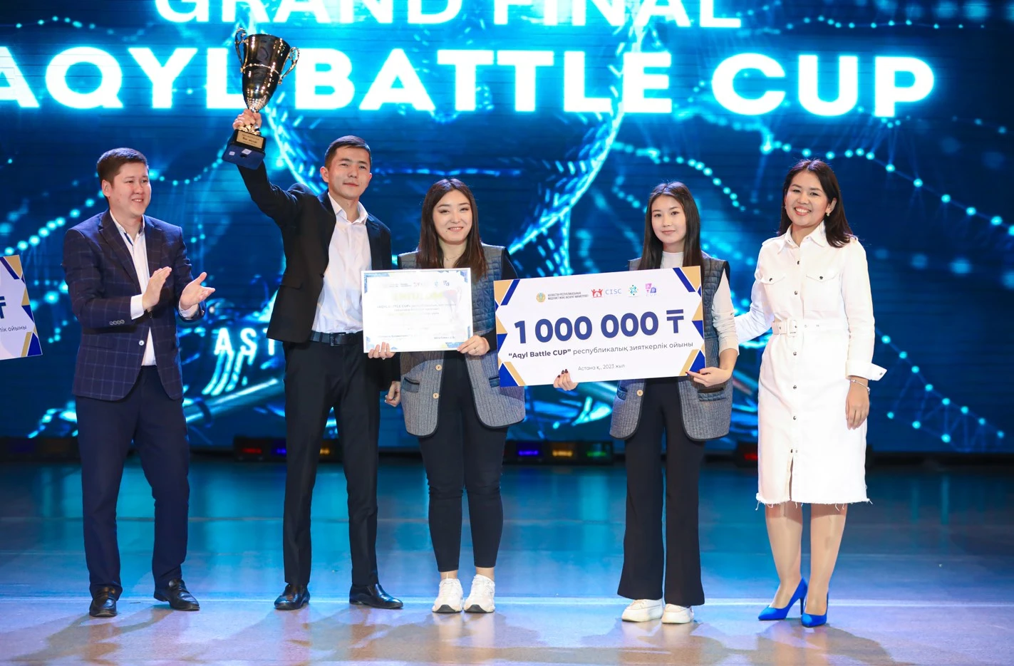 Talaptyǵa – 1 mıllıon teńge