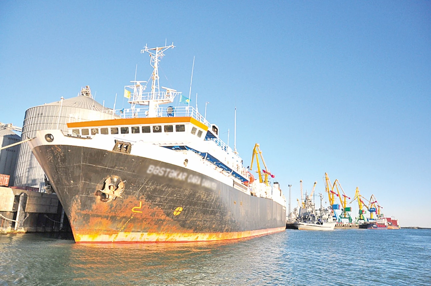 Prezıdent Japonııa Úkimetiniń Aqtaý portyndaǵy kedendik rásimderdi jetildirýge atsalysý sheshimin quptady