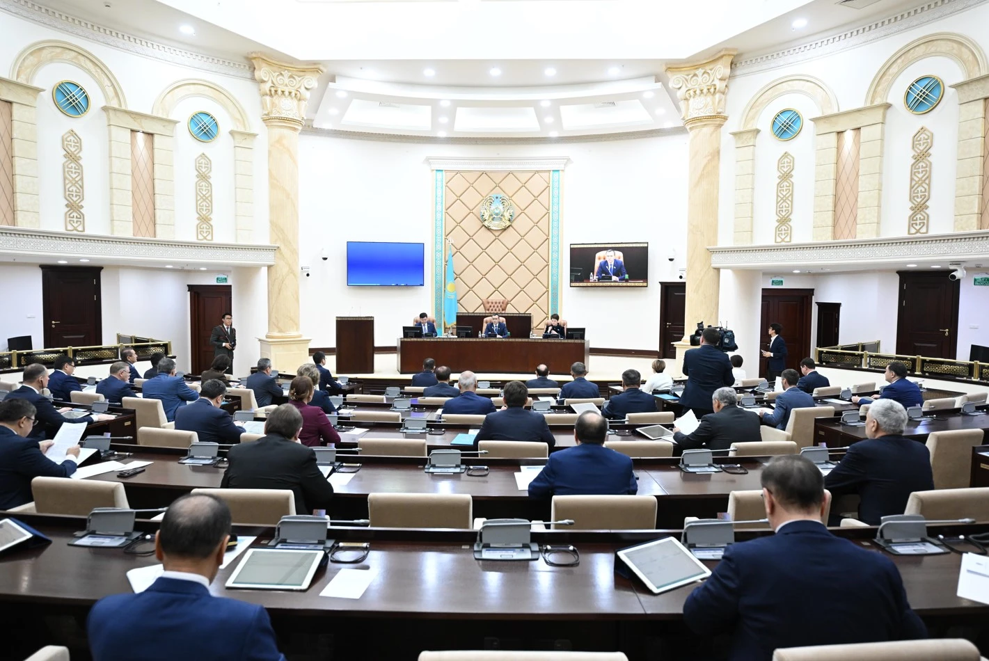 О́zekti máselelerdi qamtyǵan saýaldar