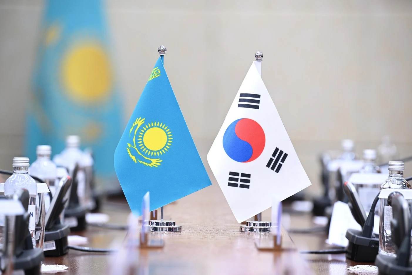 Qarym-qatynasty nyǵaıtýǵa daıyn