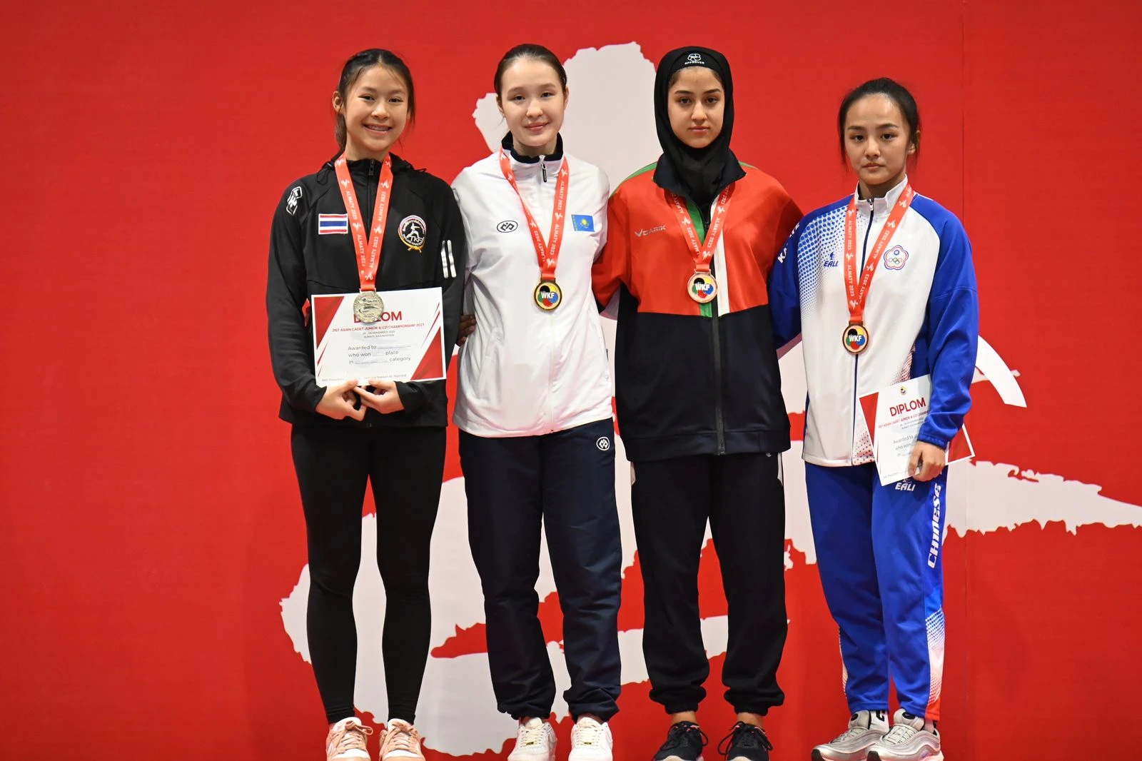 Azııa chempıonaty: japondar bizden joǵary tur