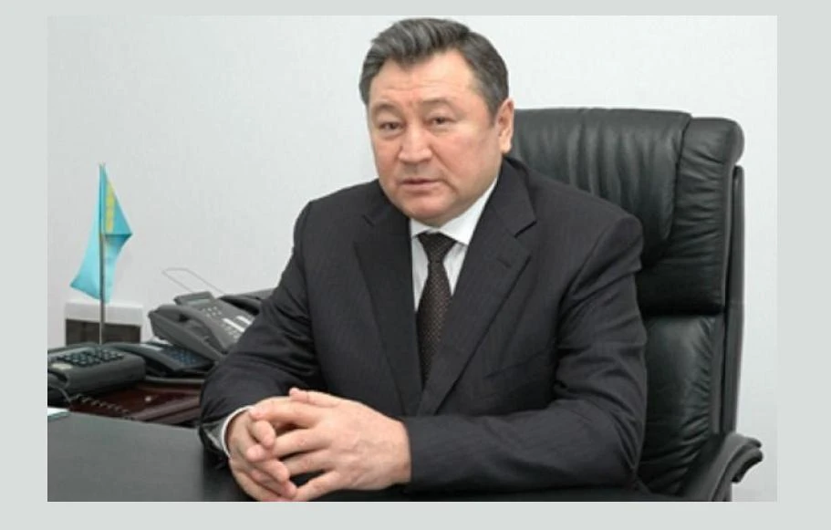 «Elge bolsa» dep eńbek eteıik