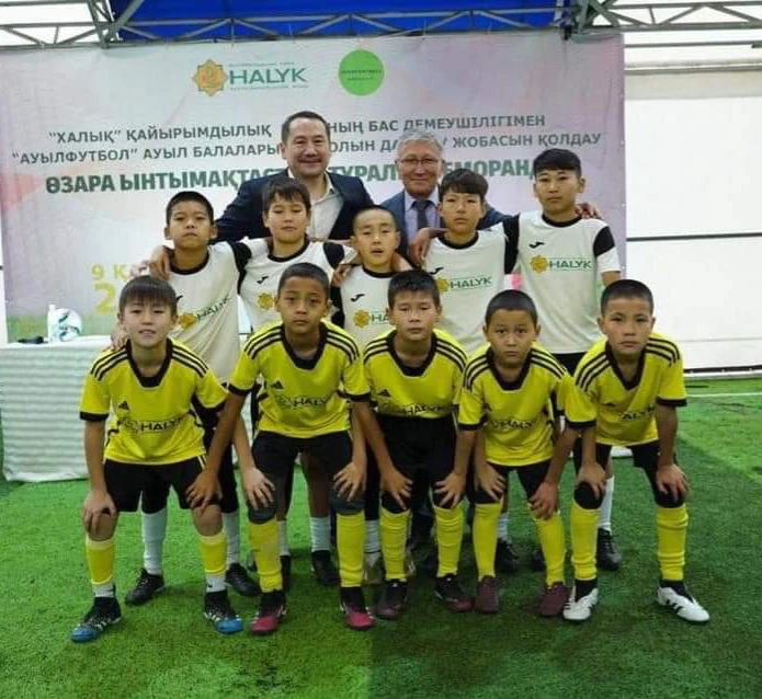 Aýyl fýtbolyna demeýshi tabyldy