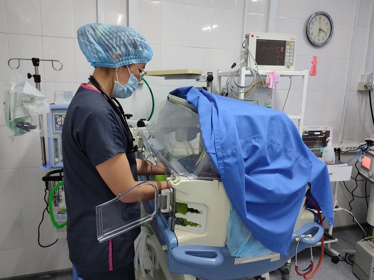 «О́mir súrgim keledi»