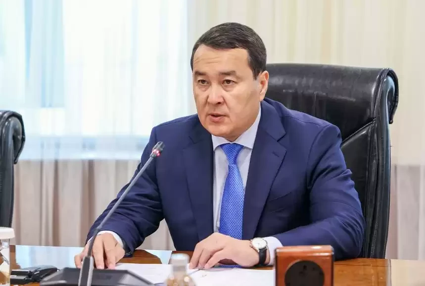 HVQ mıssııasy basshysymen kezdesti