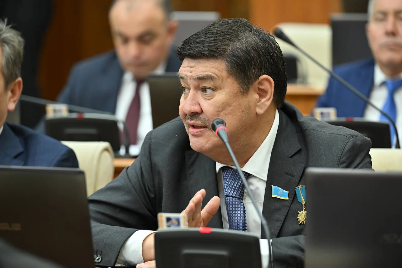 Bir mıllıardqa jýyq teńgege  salynǵan mýzeı bir aptadan keıin jabylyp qalǵan