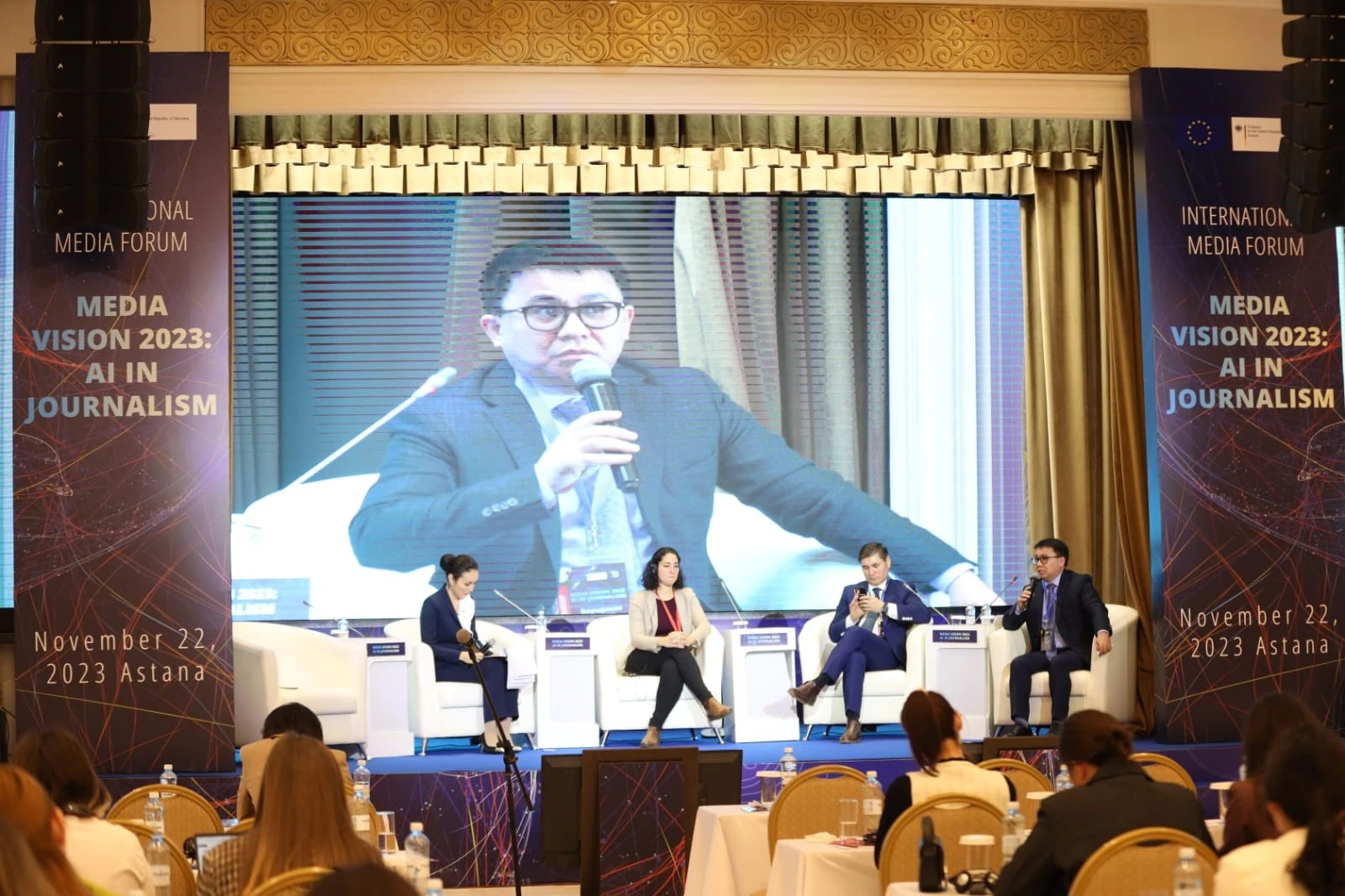 Tańdaý erkindigine taldaý júrgizgen jón