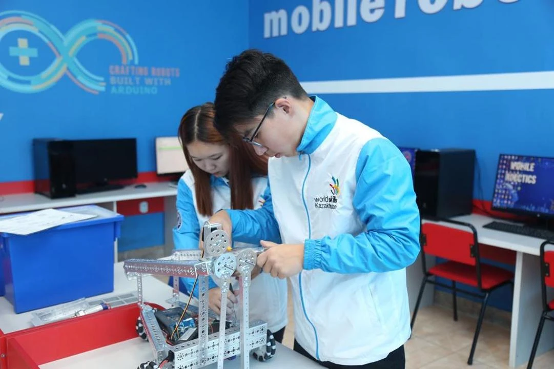 Jas mamanǵa jumys daıyn