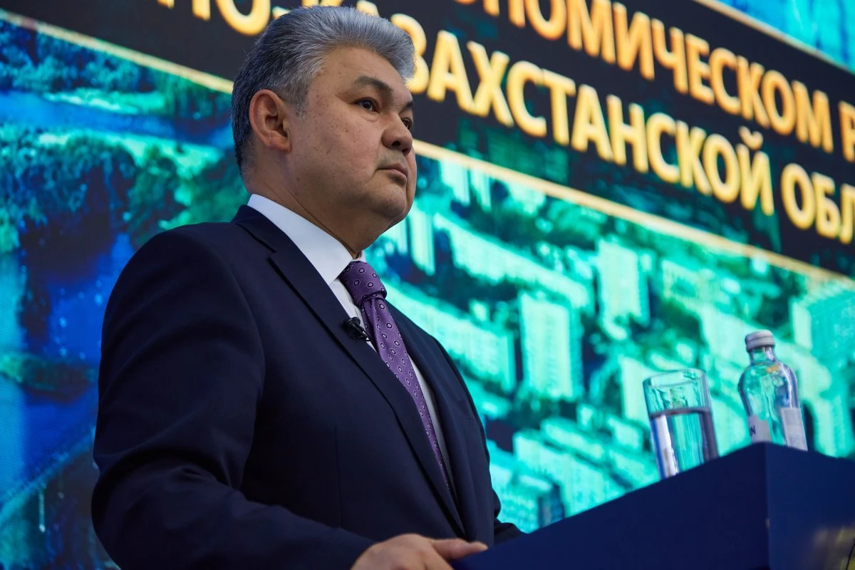 Shyǵys óndiris pen aýyl sharýashylyǵyn qatar damytady