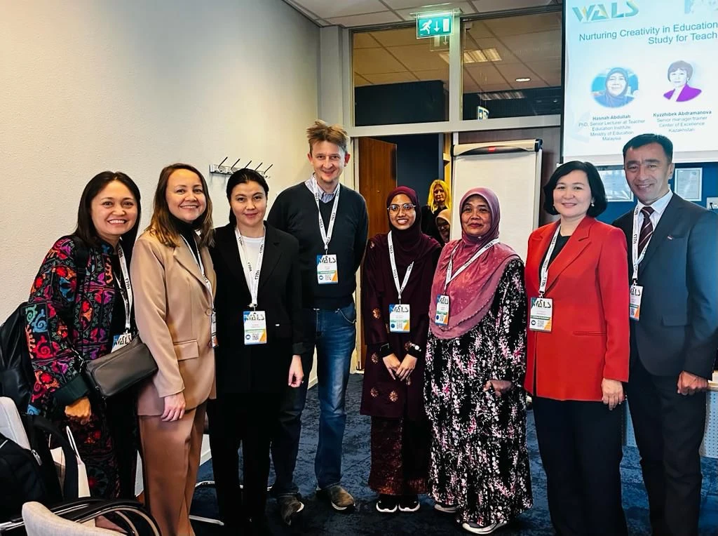 Qazaqstannyń Pedagogıkalyq sheberlik ortalyǵy WALS estafetasyn qabyldady