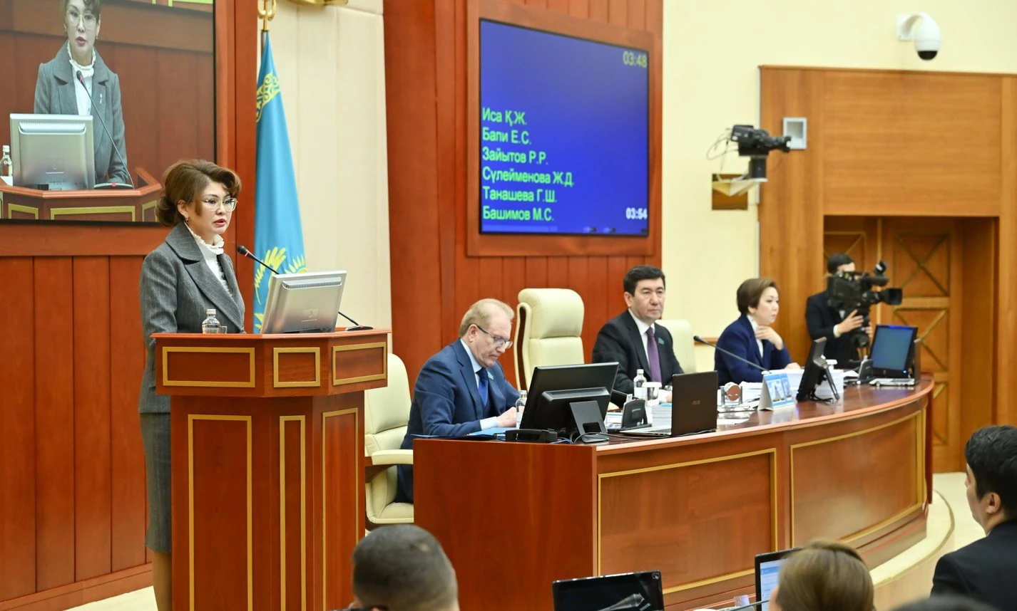 Jýrnalıst mártebesin arttyratyn qujat