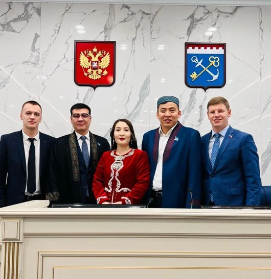 Jas kóshbasshylar tájirıbe almasty