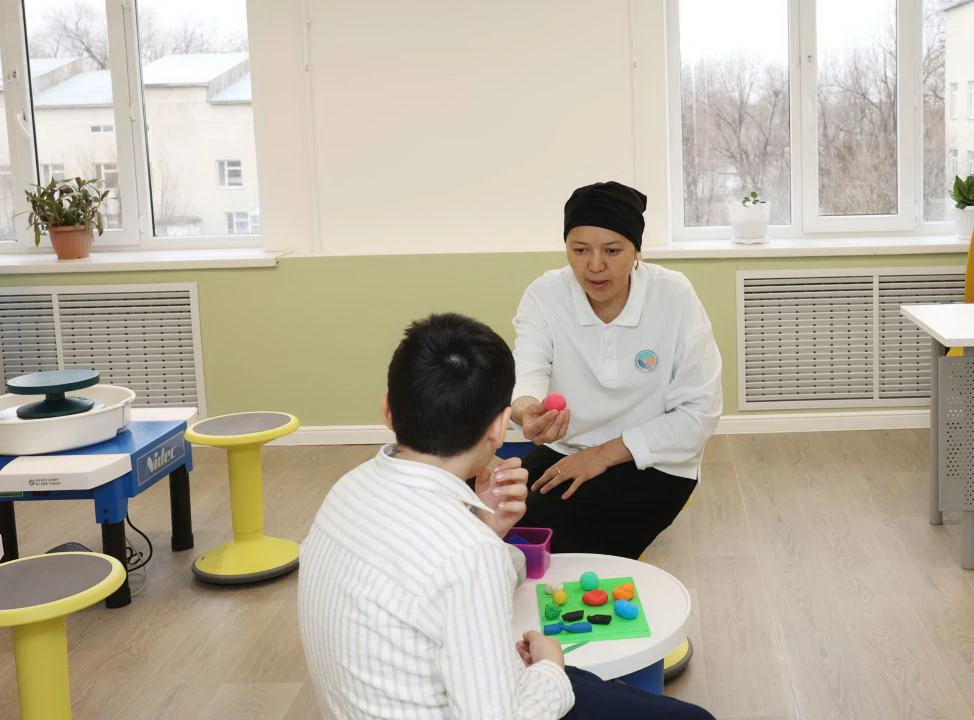 Aýtızm ortalyǵy ashyldy