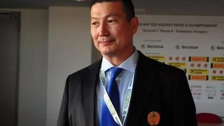 Bas bapker qyzmetinen ketti