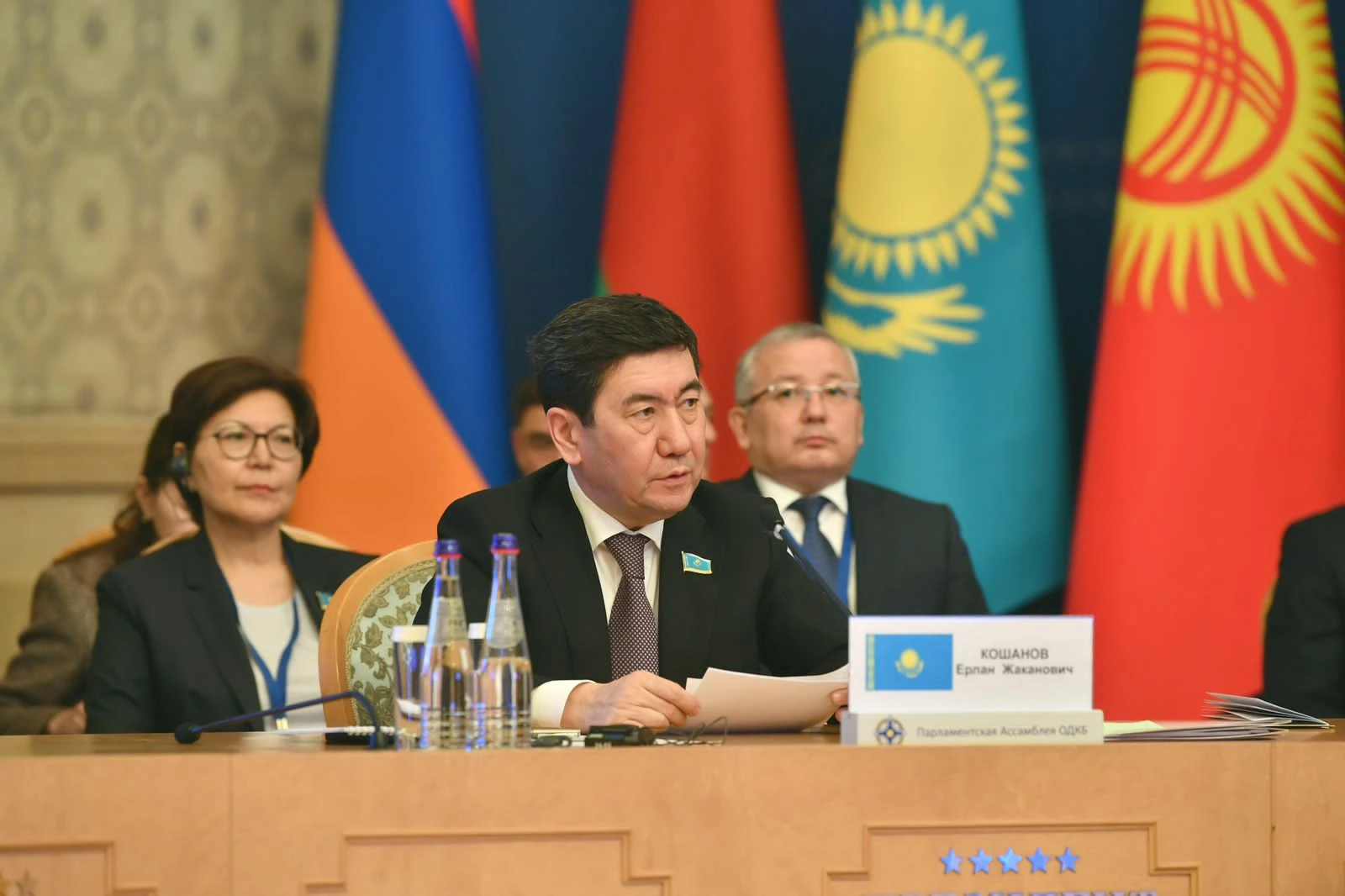 UQShU: Qazaqstannyń tóraǵalyǵymen normatıvtik baza nyǵaımaq