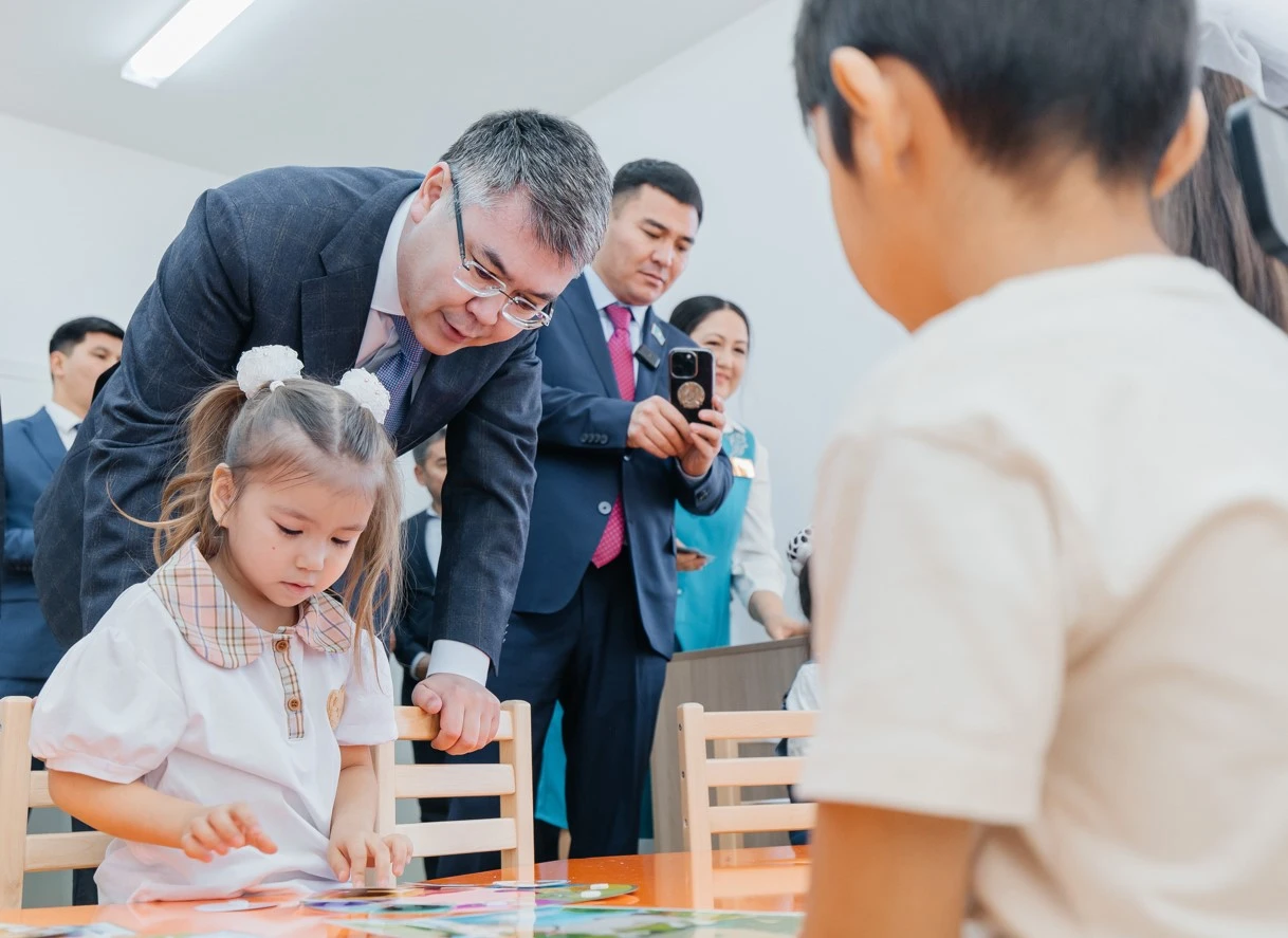 Bar jaqsylyq – balalarǵa!