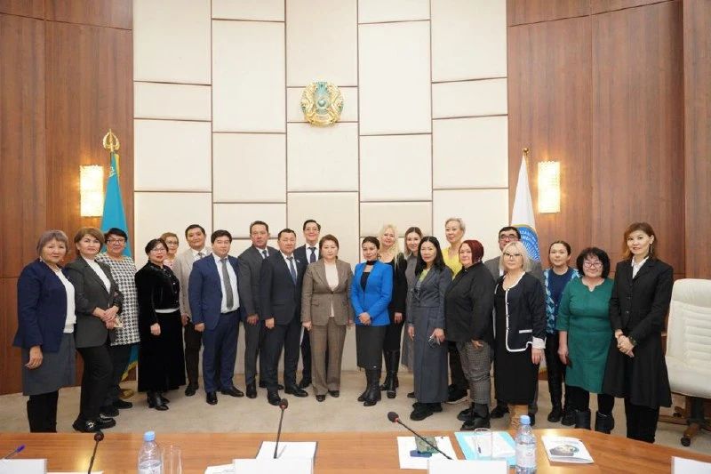 Medıasııany damytý talqylandy