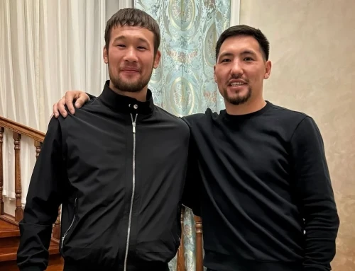 «Kók tý jelbireı bersin». Shavkat Rahmonov pen Jánibek Álimhanuly kezdesti