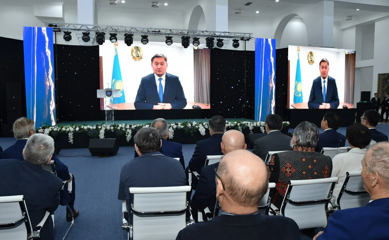 Ál-Farabı atyndaǵy Qazaq ulttyq ýnıversıtetine 90 jyl