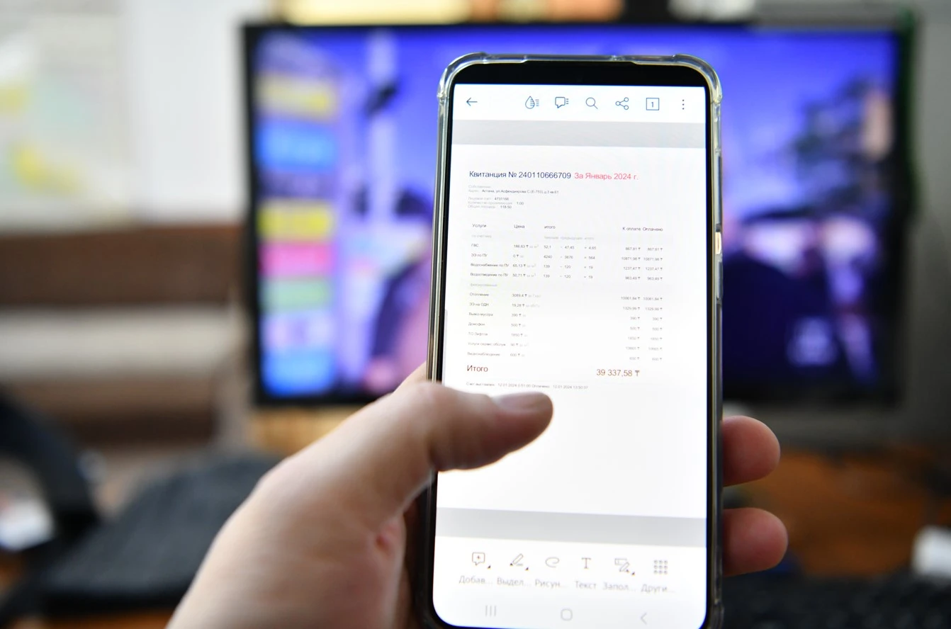 Mobıldi tólemder: Salyqqa da, halyqqa da sep