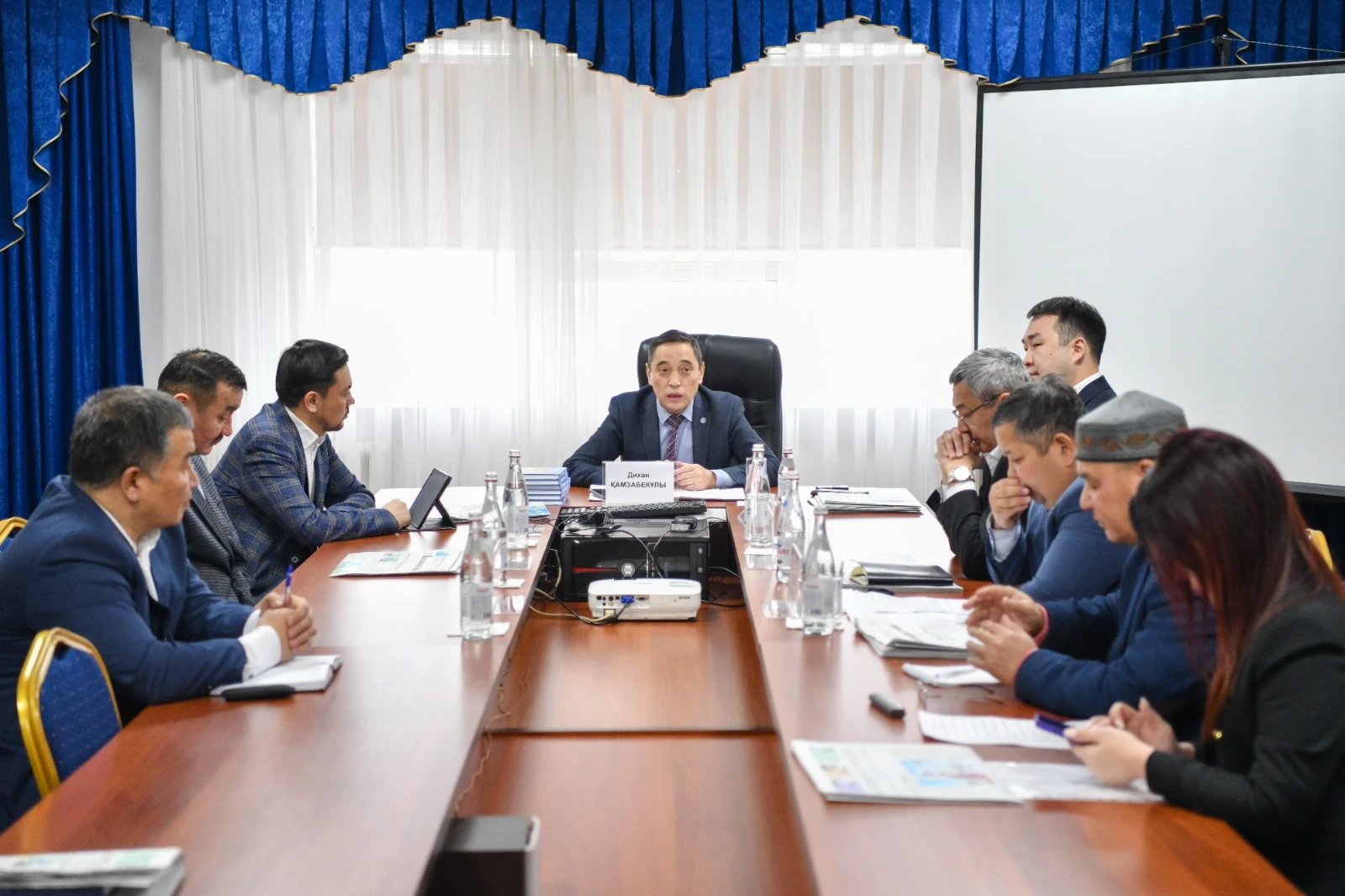 «Bolashaqta zárýlik týyndaıdy». AES salýdyń mańyzdylyǵy aıtyldy