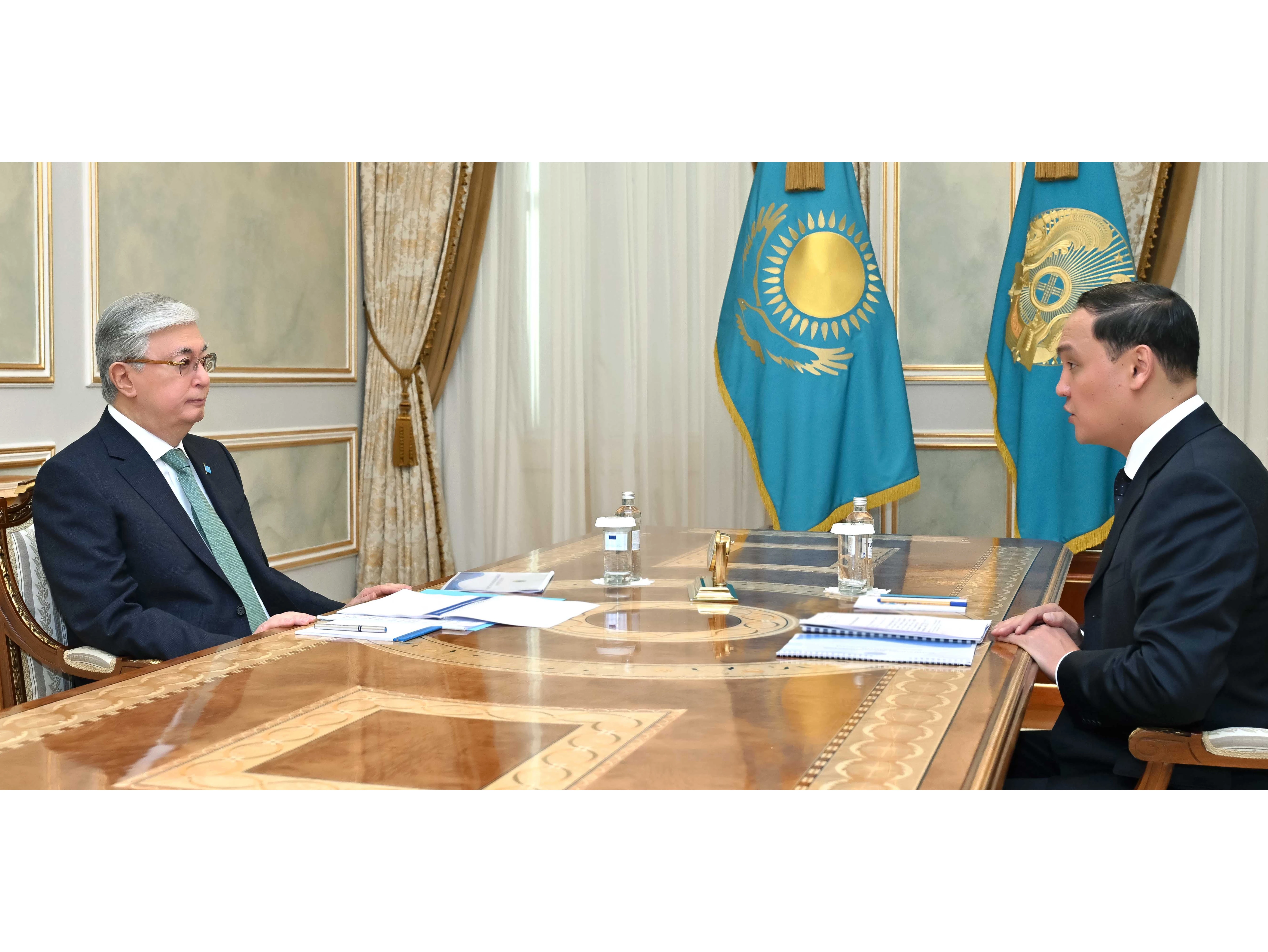 Jambyl oblysynyń ákimi Prezıdentke esep berdi