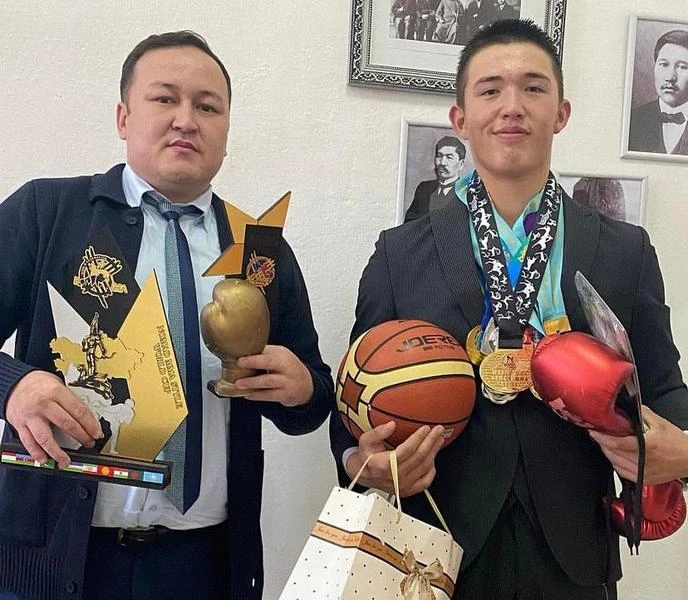 Qysqy kúrteshe tartý etti