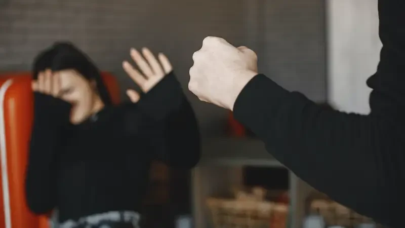 Qazaqstanda qansha adam turmystyq zorlyq-zombylyqtyń qurbany boldy?