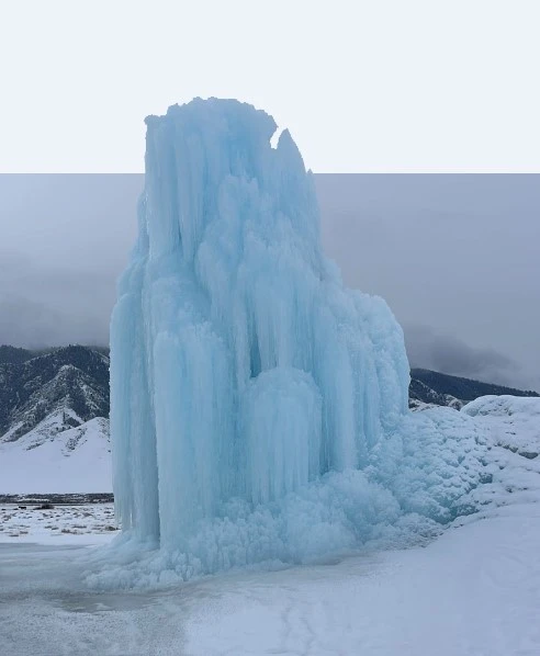 Qarasazdyń Muztaýy