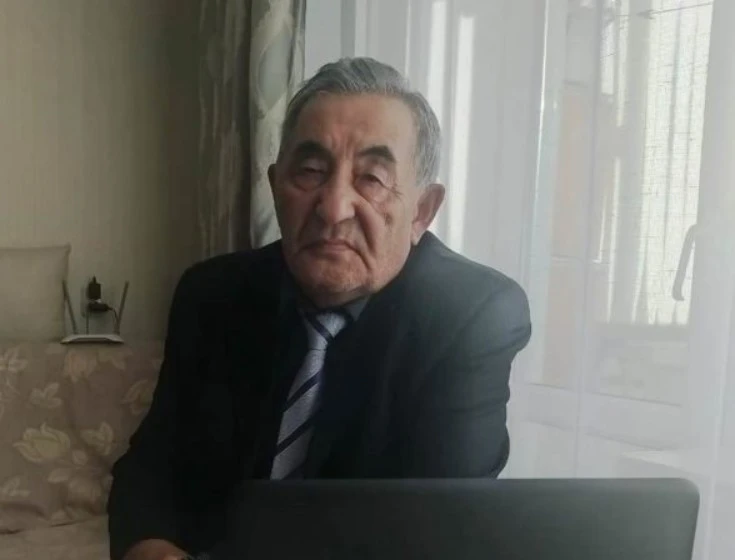 Búgin men bolashaqtyń aıqyn baǵdary