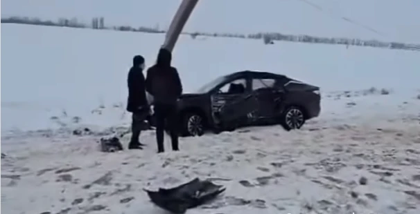 Almaty men Qonaevtyń arasyndaǵy jolda birneshe kólik soǵysty