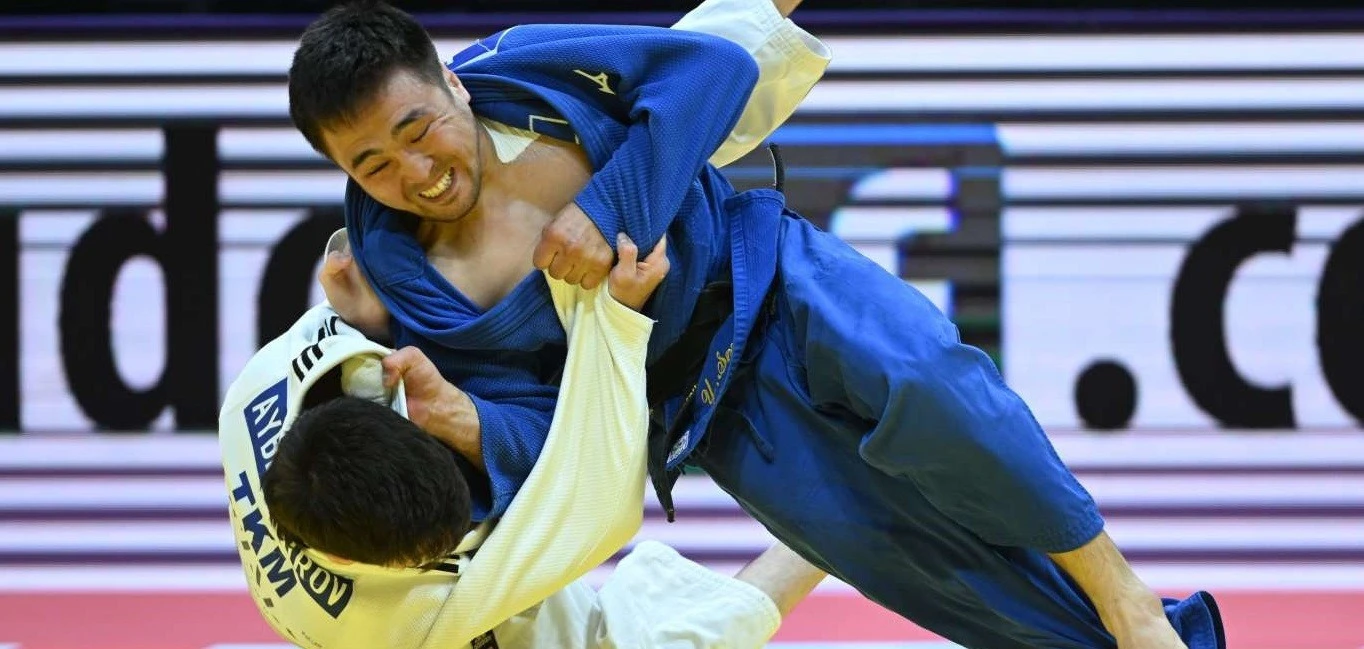 «Eldosqa erekshe kóńil bólindi». Bas bapker balýandardyń babyn aıtty