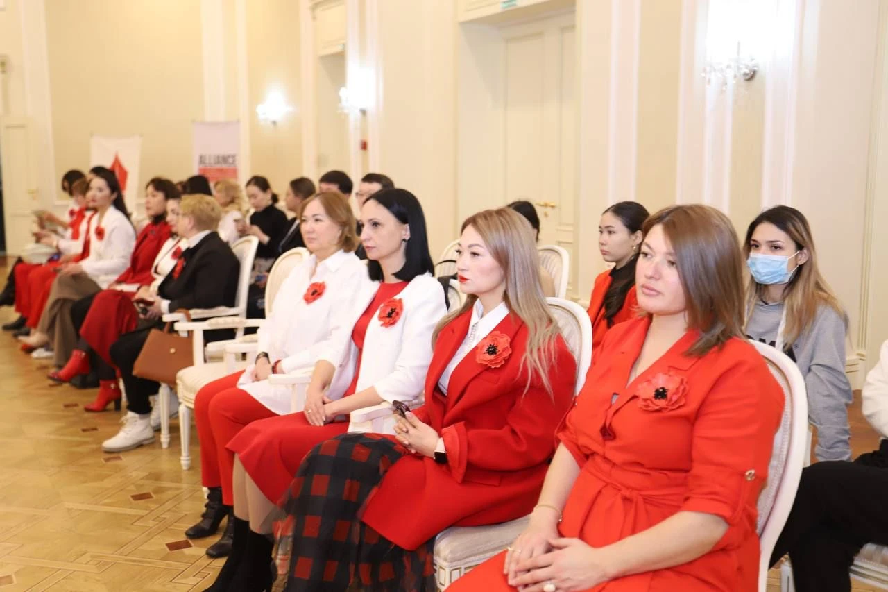 Mańǵystaýda isker áıelder bas qosty