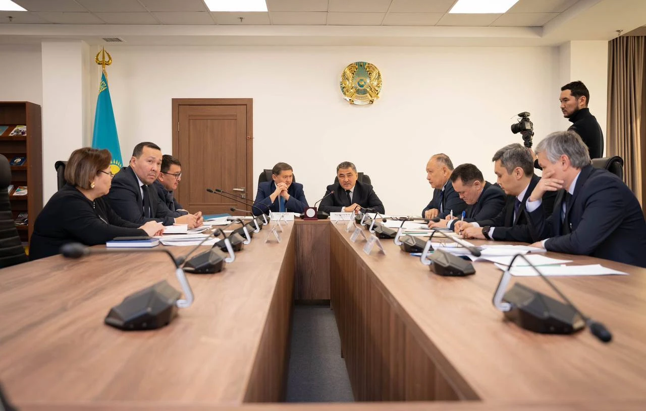 Sý salasy mamandyqtarynyń stýdentteri shetelde bilim alady