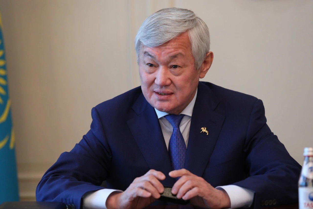 El qamyn oılaǵan qaıratker edi