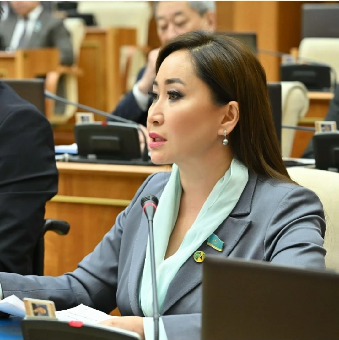 Muǵalimder shalǵaıda tursa da,  aýyl koeffısıentin ala almaı júr – depýtat