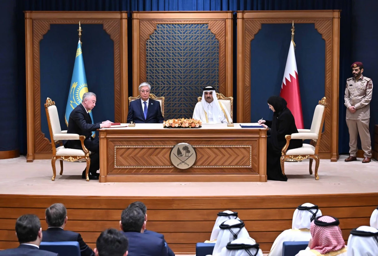 Qazaqstan-Qatar yntymaqtastyǵy: 9 mańyzdy qujatqa qol qoıyldy