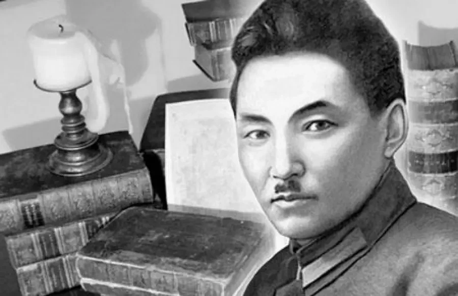 Júsipbek Aımaýytov: Qazaqty týra jolǵa bastaıtyny da, adastyratyny da oqyǵany