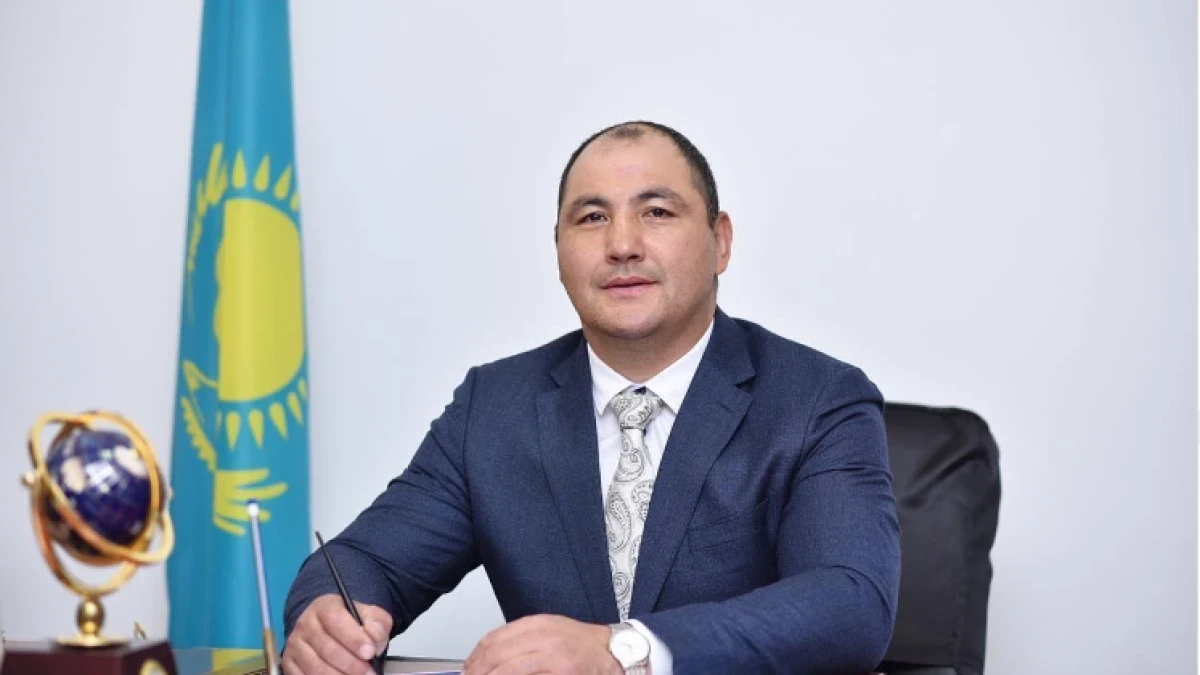 Belgili boksshy Muhtarhan Dildábekov jańa qyzmetke taǵaıyndaldy