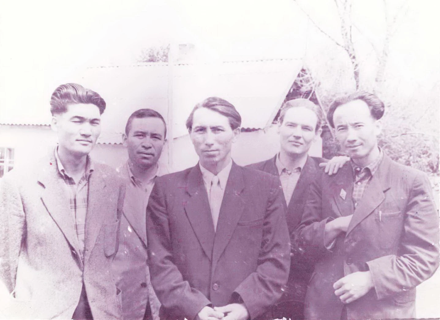 Aqyn Nursultan men jazýshy Muhametjan