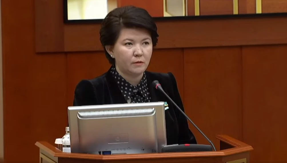 Internattarda memlekettik baqylaý aldyn ala eskertýsiz júrgiziledi