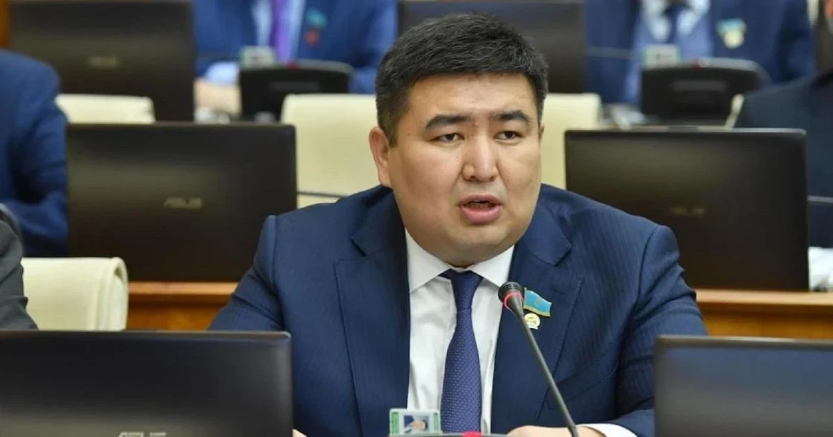 Tolyq pysyqtalǵan zań