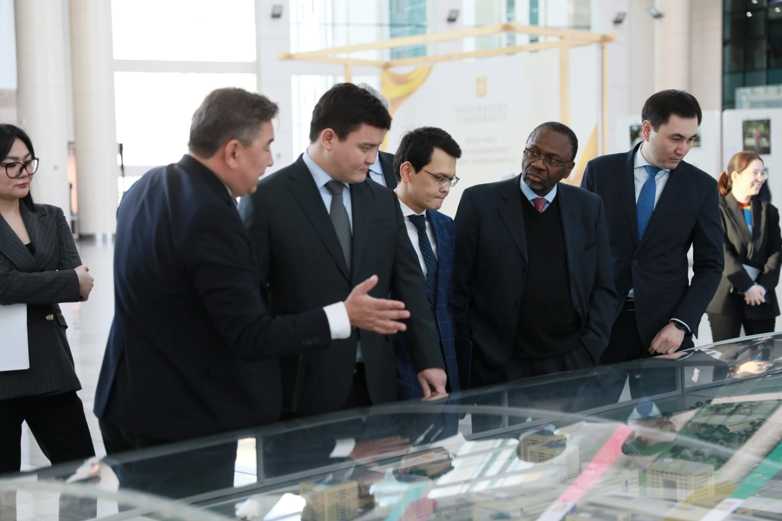 Qamqorshylyq keńes otyrysy