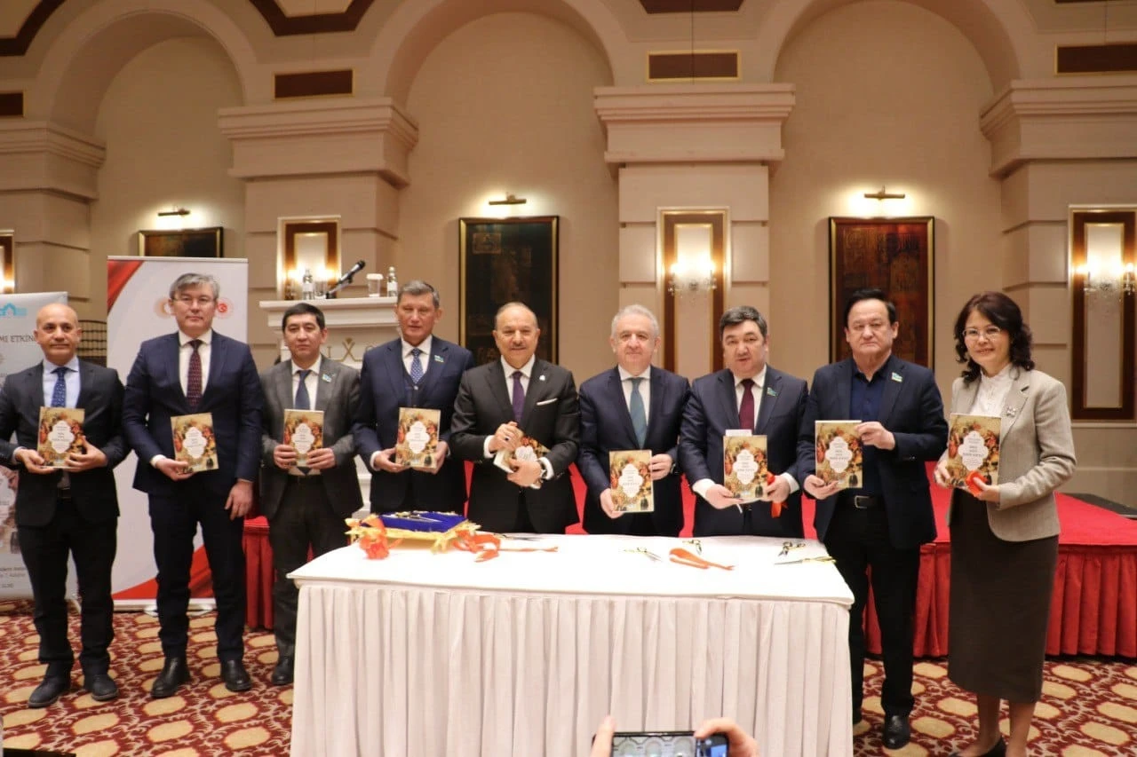 «О́zge» uǵymyndaǵy órkenıetter qaqtyǵysy