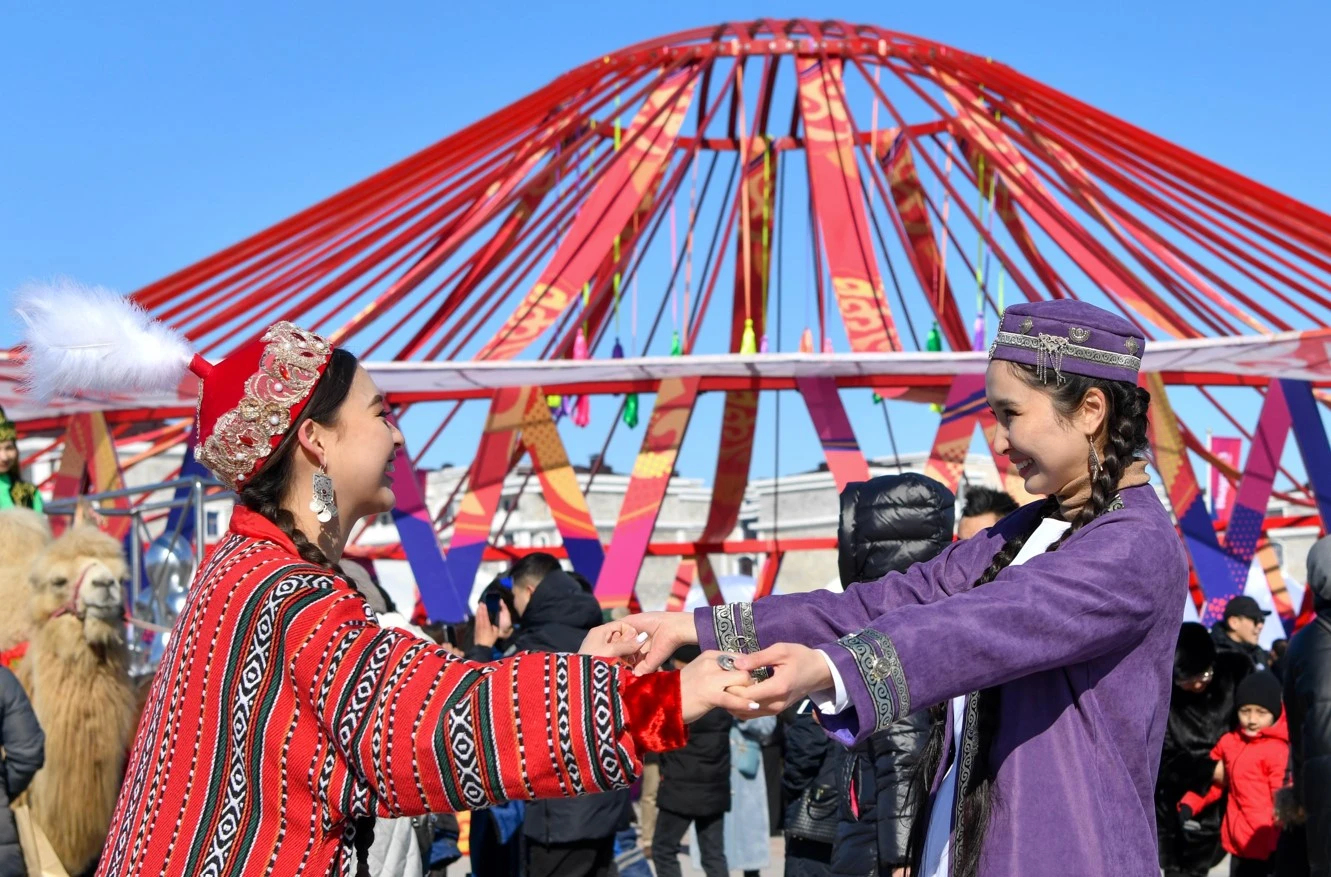 Yntymaq pen meıirim merekesi
