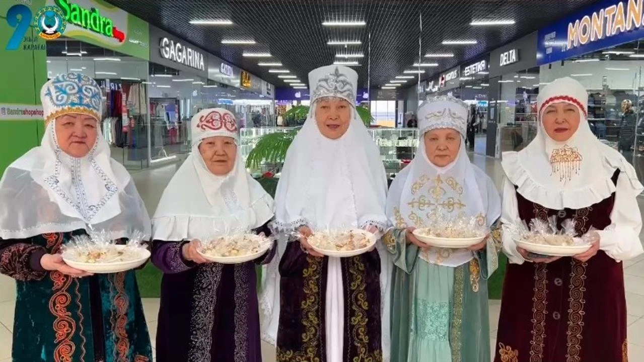 Kóńil kóńilden sý ishedi