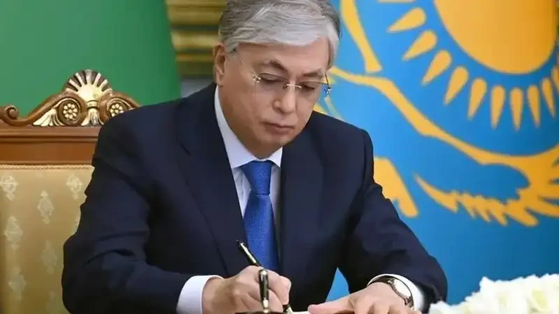 Prezıdent Seıdahmet Quttyqadamnyń otbasyna kóńil aıtty