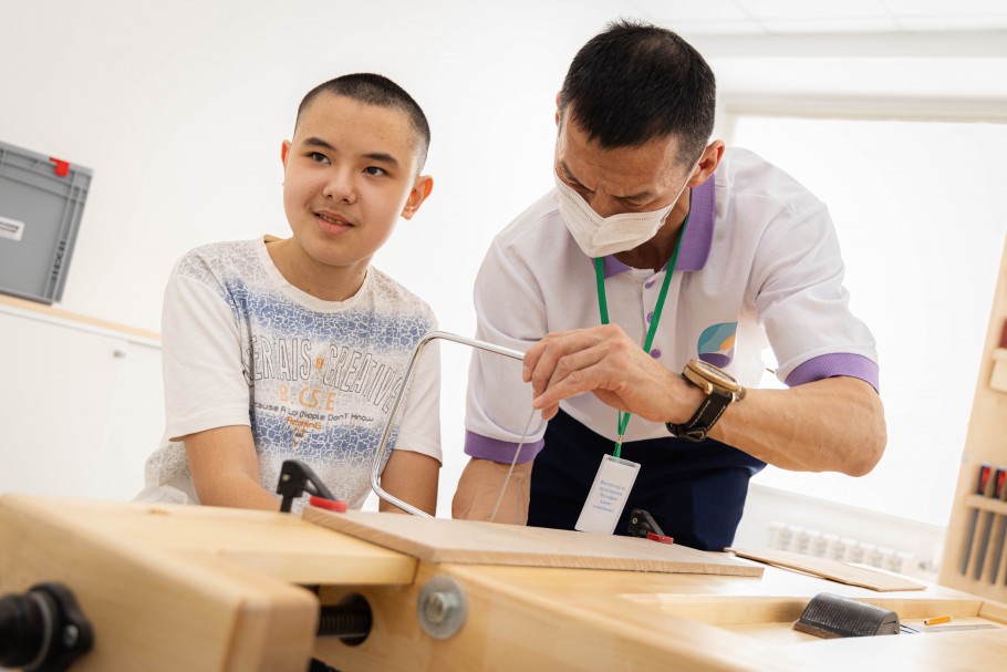 Aýtızm ortalyǵy ashyldy