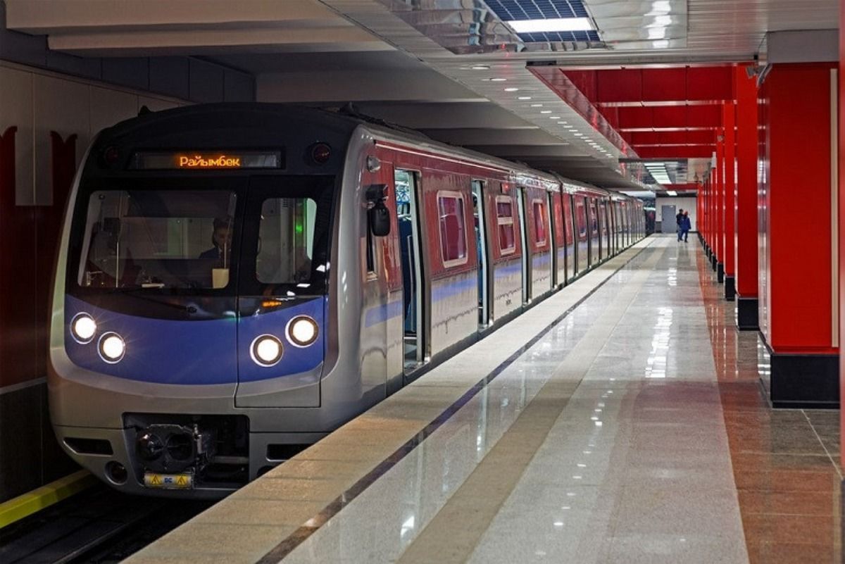 Almaty metrosy ýaqytsha jabyldy
